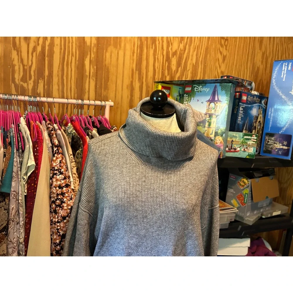 Free People Softly Structured Oversized Turtleneck Knit Sweater Grey Size S